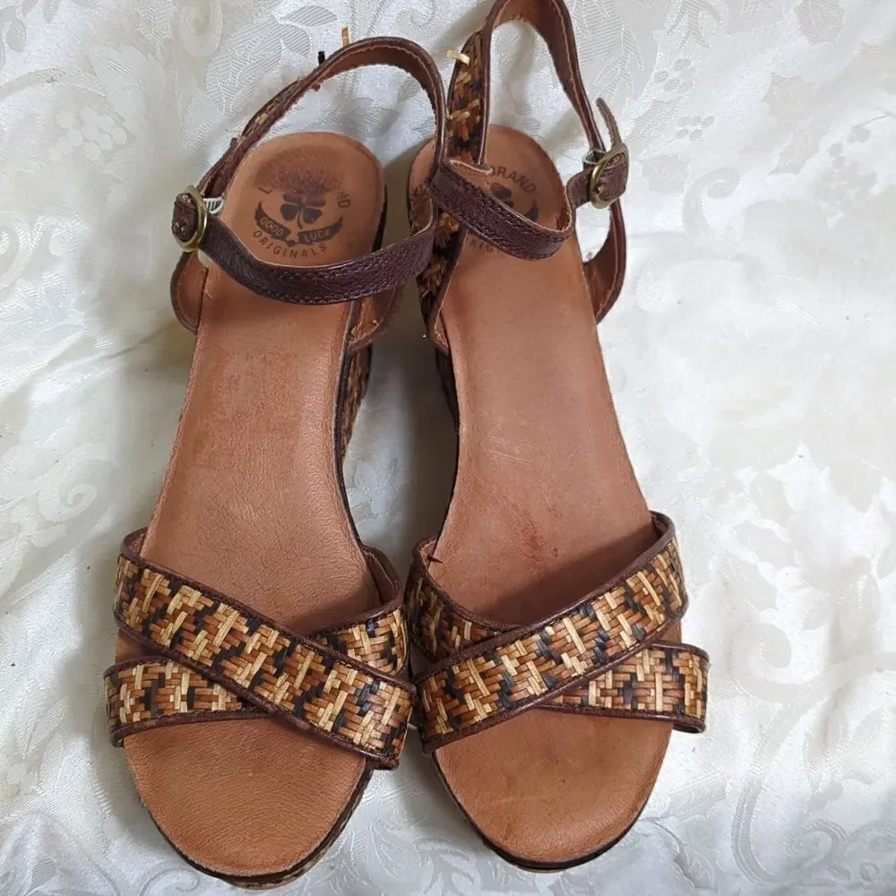 Lucky Brand Brown and Tan Raffia Wicker Wedges Sandals
